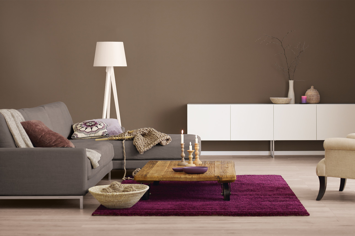 Innenfarbe In Braun Erdbraun Streichen Alpina Farbrezepte Sanfte Erde Alpina Farben Baltic